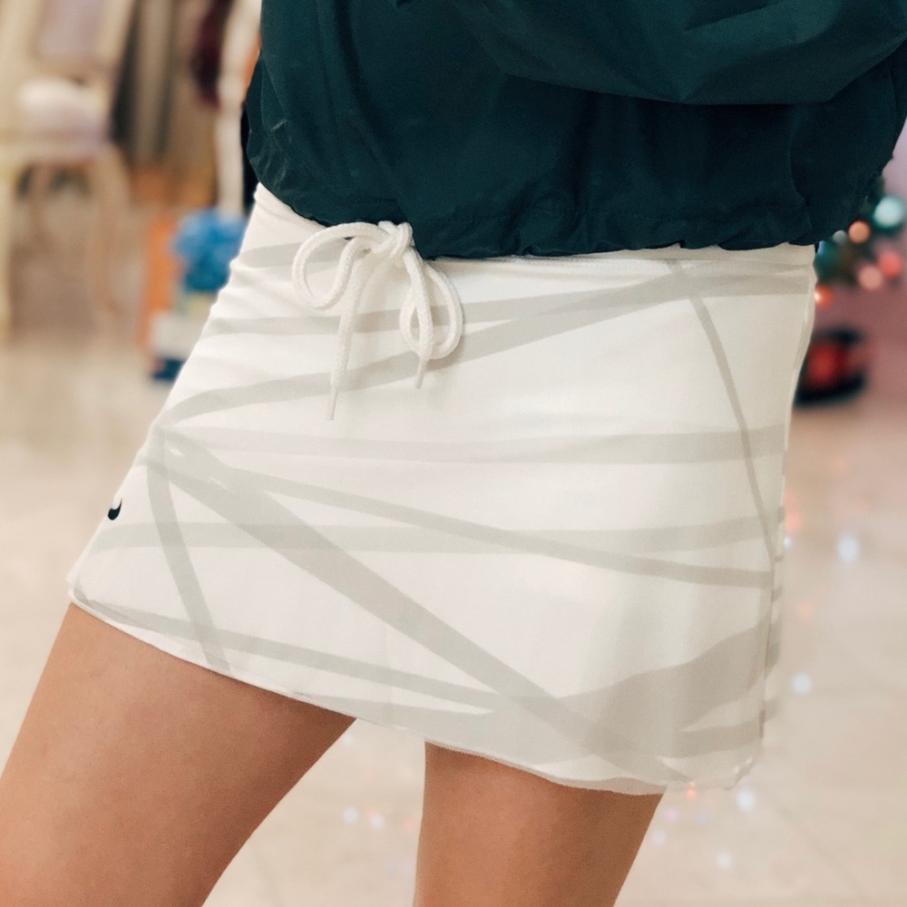 New Nike White Tennis Sheer Skirt/Skort Dri-Fit
